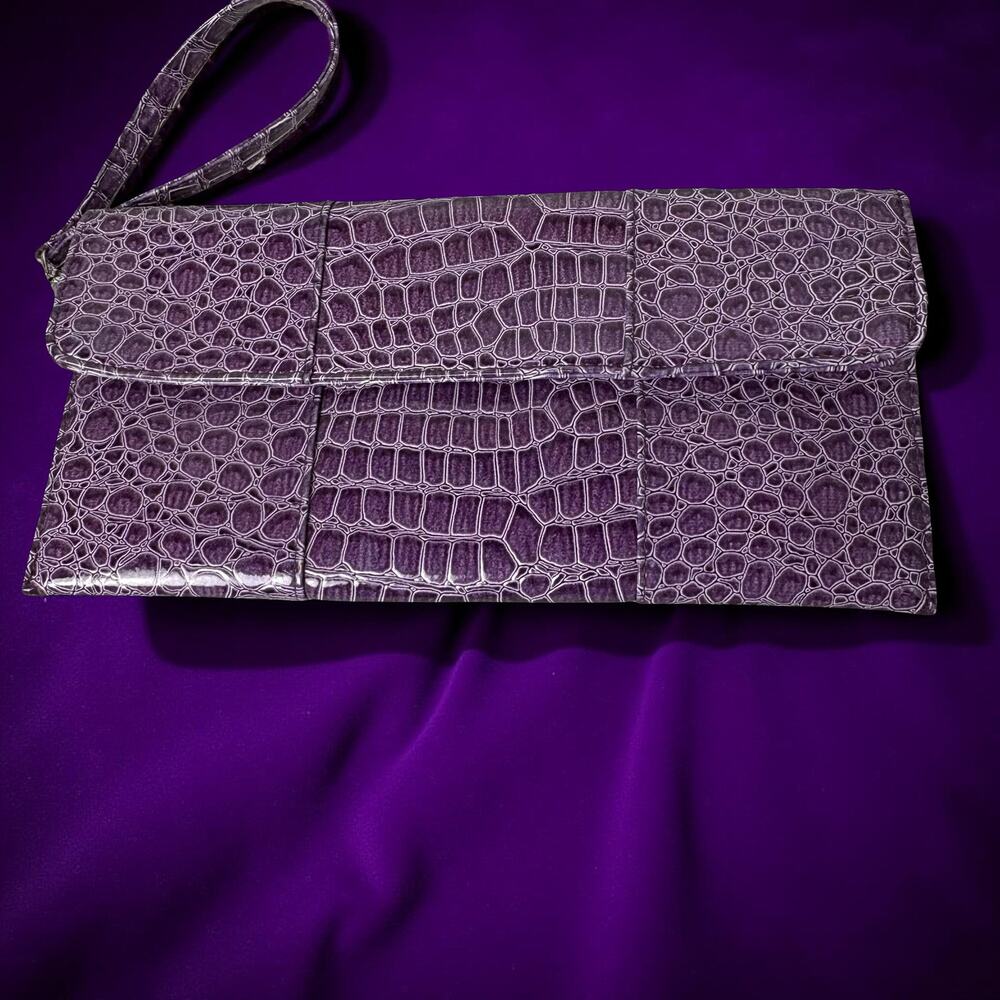 Purple Crocodile-Embossed Clutch Wallet Purse Wristlet Strap